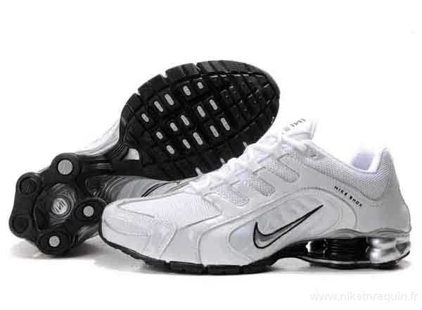 Nike Shox R5 Courir Baskets Blanches Noires